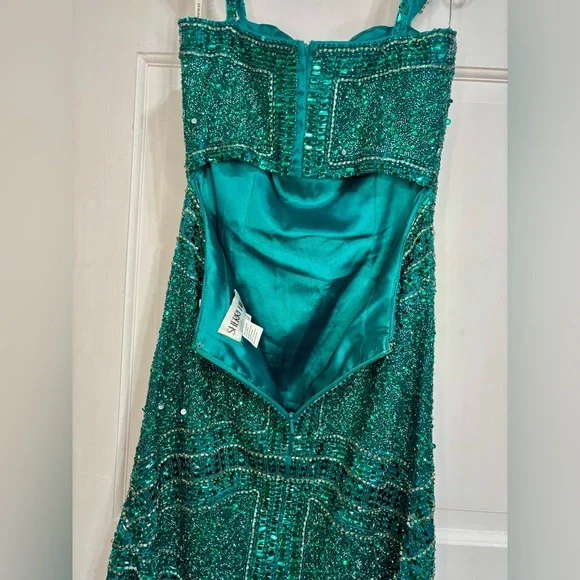 Sherri Hill size 2 emerald beaded cocktail dress - Picture 12 of 17